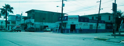 Materiales Y Ferreteria La Casa Blanca (Doal)