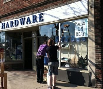 Lakewood Hardware: Herramientas y Suministros de Calidad para Proyectos DIY