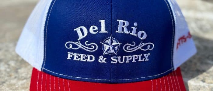Del Rio Feed & Supply - Suministros Agropecuarios de Calidad | Alimentos y Equipos para Ganado