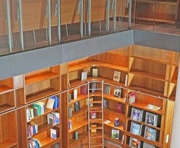 Escaleras de Acero Inoxidable Modernas: Seguridad, Diseño y Durabilidad para Proyectos